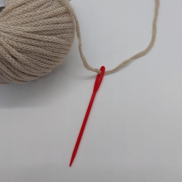 Plastic Needles (5 needles in a pack) - Image 2